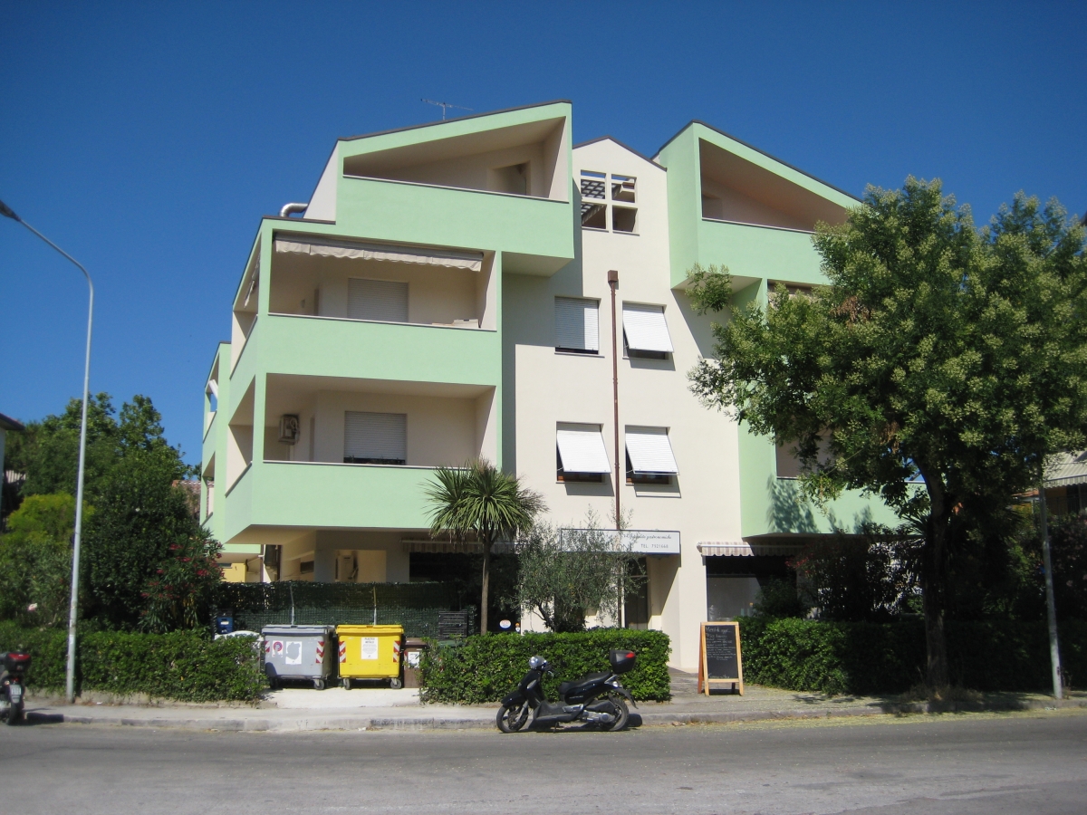 Condominio via Trieste